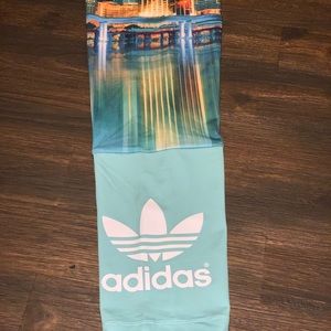 ♾NWT RARE ADIDAS MIAMI SKYLINE OMBRÉ LEGGINGS♾